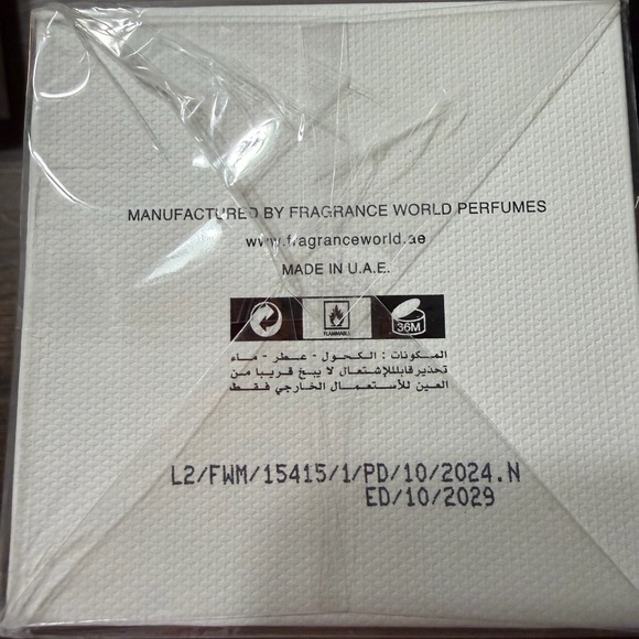 New Authentic World Jack Of Clubs Eau De Parfum 2.7 oz Woody Spicy Fragrance - Picture 5 of 8